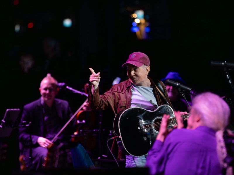Paul Simon  and three intimate  evenings with  a legend 